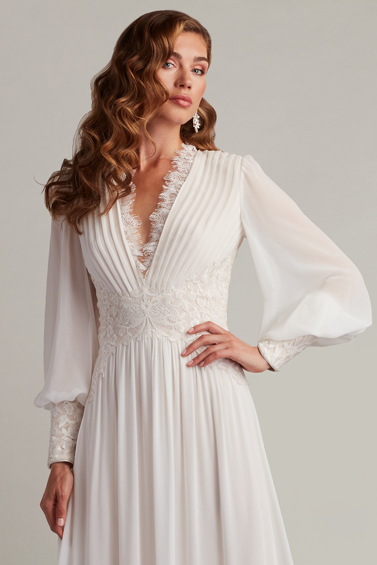 TADASHI SHOJI ★ Sahana Bishop Sleeve プランジジャンプスーツ Nyssa Bishop Sleeve Gown FLAMI | Tadashi Shoji