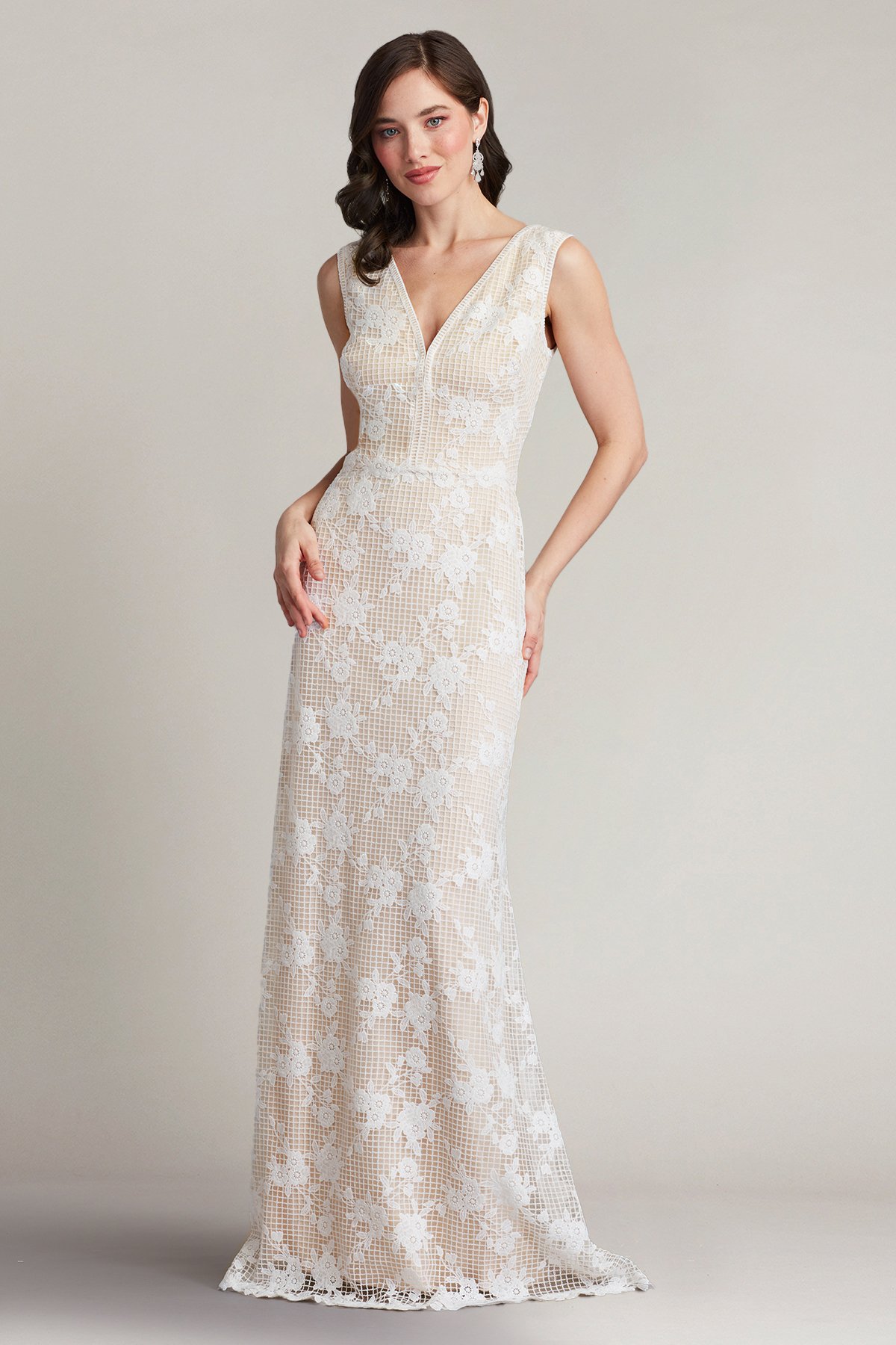Tadashi Shoji Windsor Sleeveless V Neck Lace Gown IVORY 8