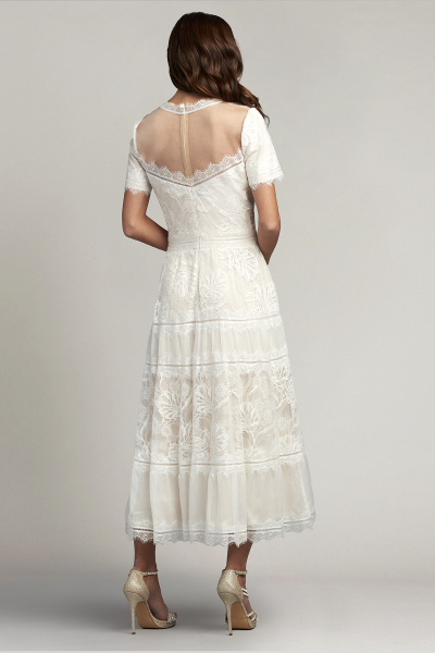 Tadashi shoji camilla store